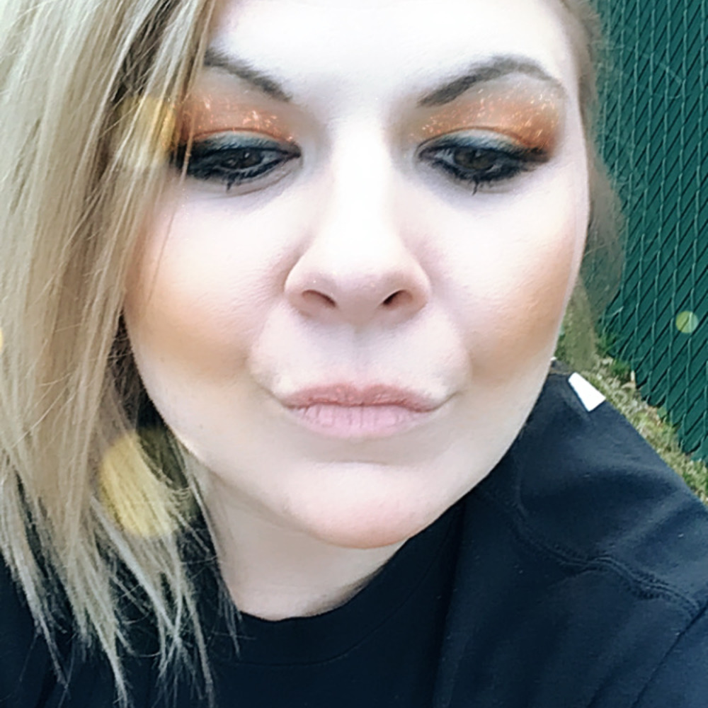 Meet your Posher, Samantha